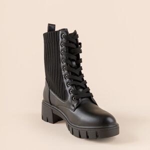 Qupid- Renley-03 black combat boots, size 5